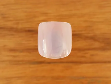 おしゃれ感満載!シェル埋め尽くしネイル制作過程1