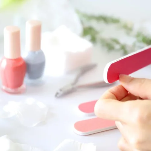 セルフネイルの塗り方