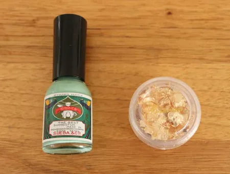 金箔を使ったエレガントなフットネイル・材料