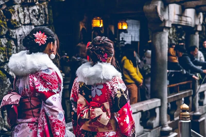 21年成人式 準備したのにどうなるの コロナの影響で要チェック Nihonail ニホネイル ネイル 生活情報サイト