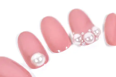 ピンクネイルで手元から春を先取り 簡単セルフネイルで女子力アップ Nihonail ニホネイル