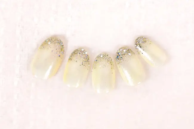 シアーカラーのシルバーラメグラデーション