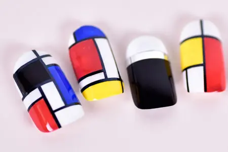 60年代モンドリアン風レトロネイルアップ