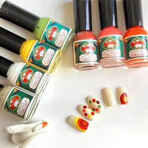 60・70年代風ノスタルジックレトロネイル使用アイテム