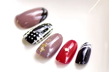 パリパリチョコレートネイルアップ